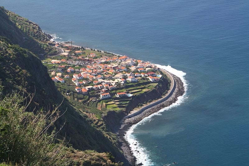 Escapada a Portugal: JARDIM DO MAR, UN SANTUARIO DEL SURF EN MADEIRA 