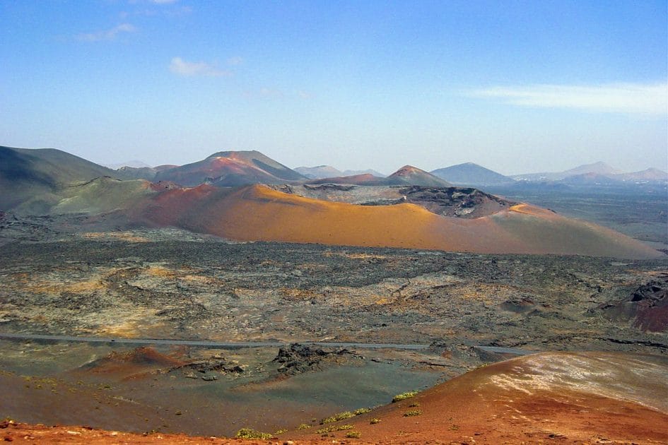 Turismo en Lanzarote - Parque Natural de Timanfaya PARQUE NATURAL DE TIMANFAYA EN LANZAROTE