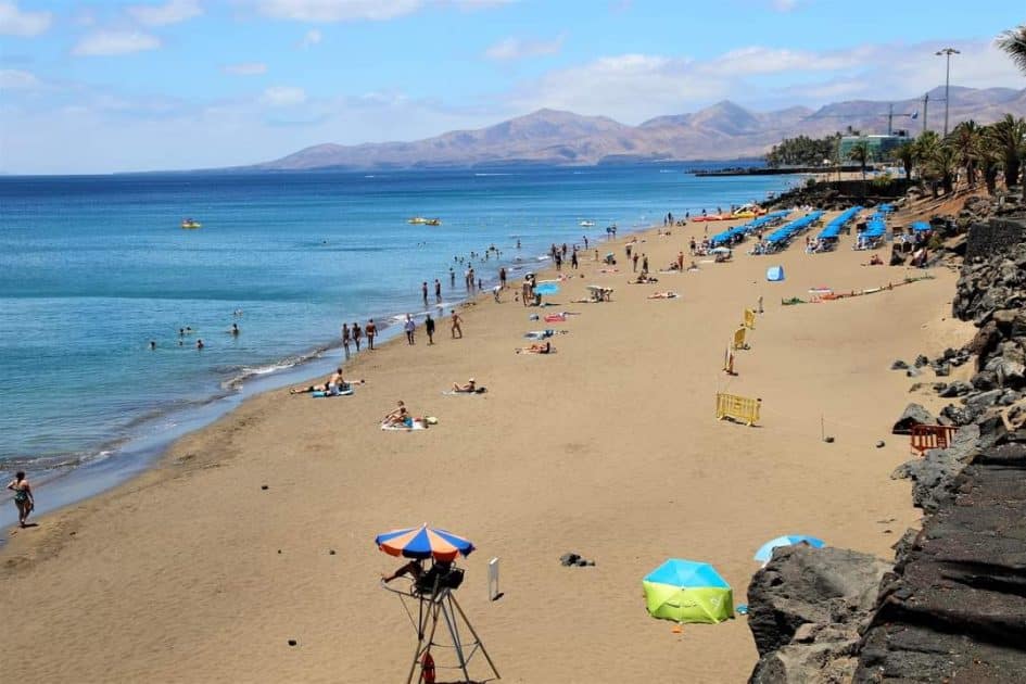 Playa Grande. Foto de Google Maps de Julio FERNANDEZ CASANOVA Turismo en Canarias: Playa Grande