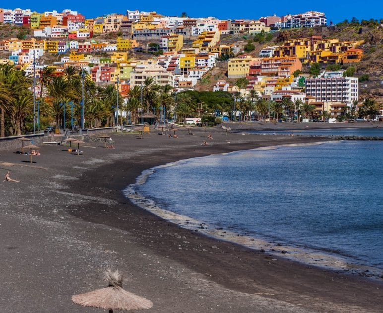 Playa de San Sebastián de La Gomera. Recorrer Canarias