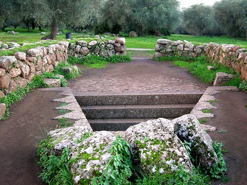 Pozzo Sacro de Santa Cristina, Cerdeña, Italia