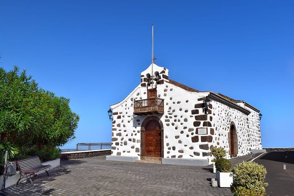 Ermita de San Bartolomé en La Galga, municipio de Puntallana. Foto de Javier.RBarreto, CC BY SA 4.0 Ermita de San Bartolomé en La Galga, municipio de Puntallana. Foto de Javier.RBarreto, CC BY SA 4.0