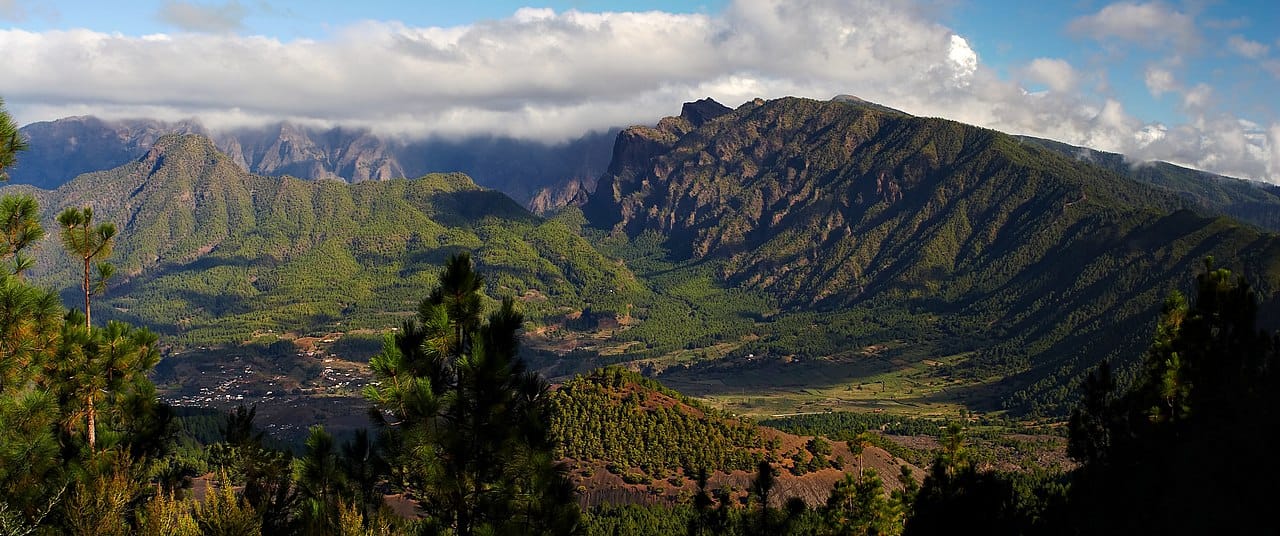 Parque Nacional de la Caldera de Taburiente. Foto de Michael Apel, CC BY SA 3.0 Parque Nacional de la Caldera de Taburiente. Foto de Michael Apel, CC BY SA 3.0