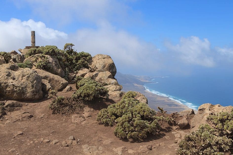 Qué hacer en Fuerteventura Ascensión al Pico de la Zarza. Foto de H. Zell