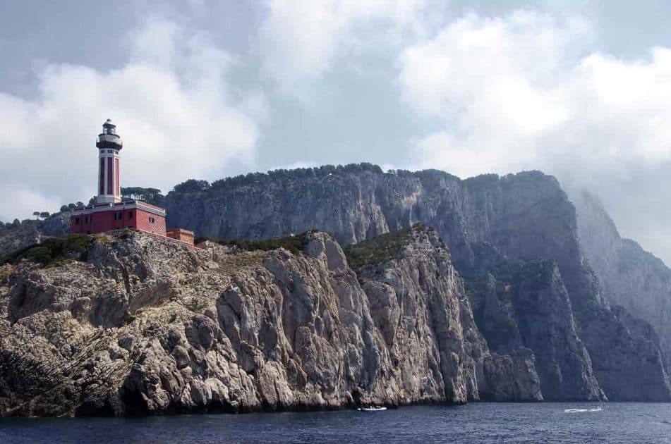 Viaje a Capri Faro de Punta Carena Viaje a Italia Faro de Punta Carena