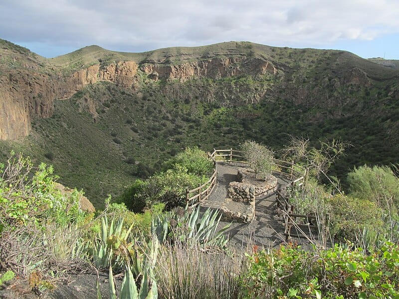 Caldera de Baldama. Foto de Donarreiskoffer, CC BY 3.0