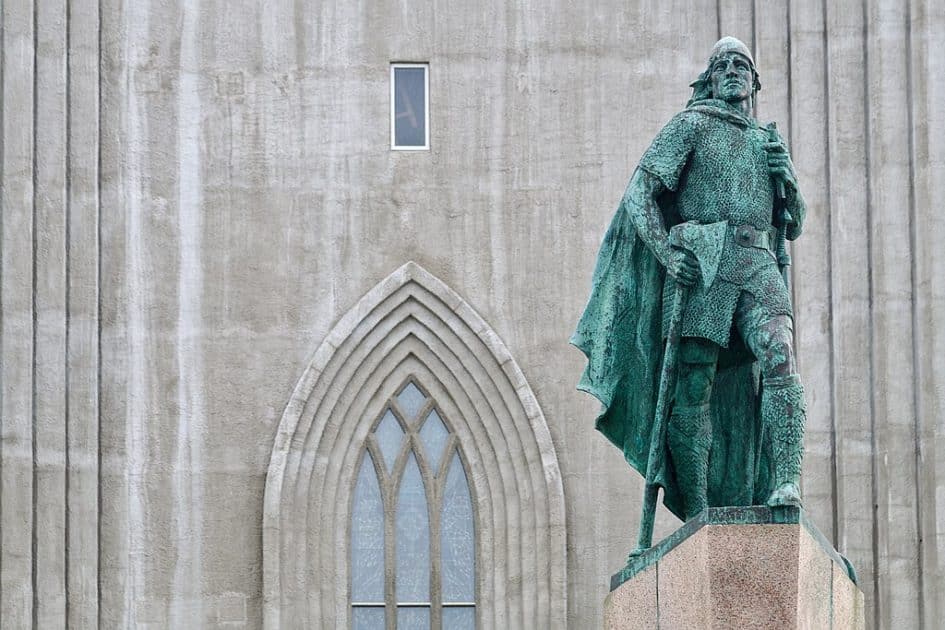 Cosas que hacer en Reikiavik, Islandia - Descubrir la estatua de Leif Erikson. Foto de Rob Oo from NL, CC BY 2.0 Cosas que hacer en Reikiavik, Islandia Descubrir la estatua de Leif Erikson. Foto de Rob Oo from NL, CC BY 2.0