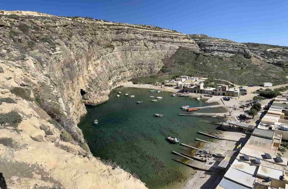 Qué hacer en Malta - Bucear en Inland Sea y en Blue Hole, Gozo. Foto de Google Maps de Done Official Qué hacer en Malta Bucear en Inland Sea y en Blue Hole, Gozo. Foto de Google Maps de Done Official