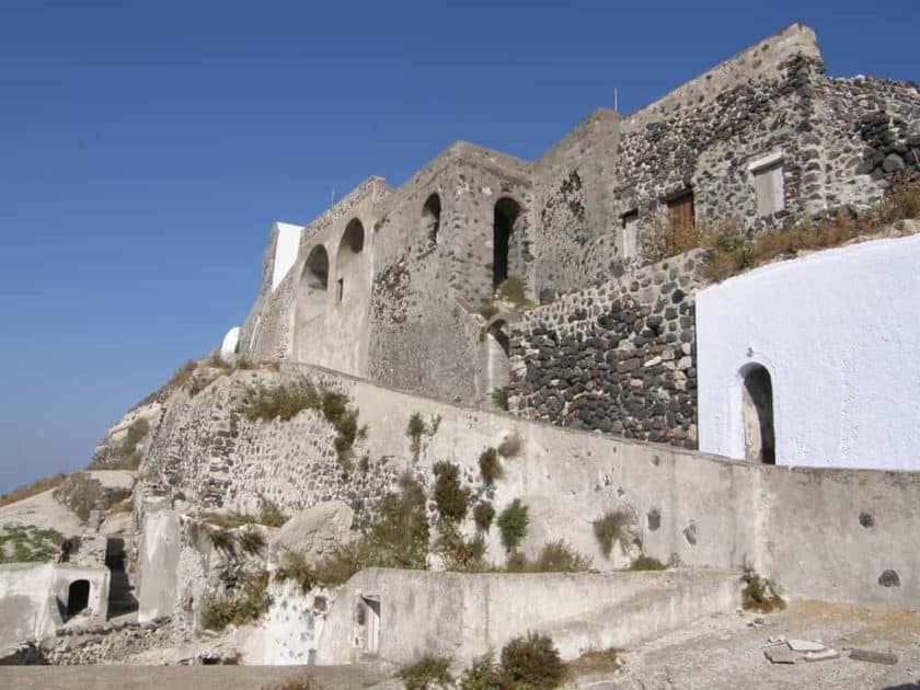 Qué ver en Santorini, Grecia Castillo de Pyrgos. Foto de Κλέαρχος Π. Καπούτσης