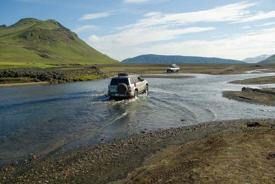 Turismo en Islandia Alquiler de 4x4 para recorrer el país