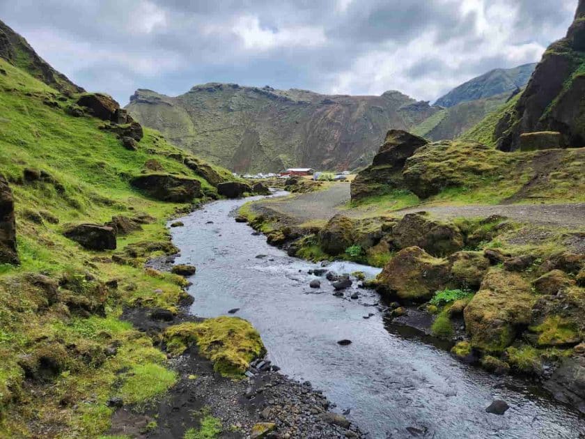 Turismo en Islandia Þakgil Camping. Foto de Google Maps de Dan Morav