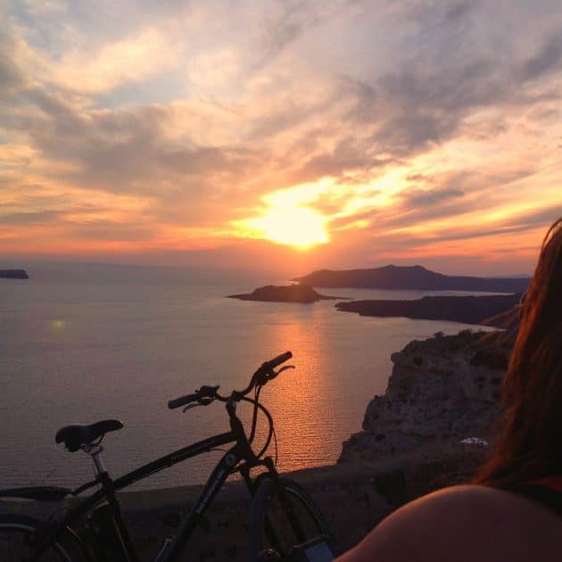 Turismo por Santorini en bicicleta. Foto de Google Maps de ECO BIKE SANTORINI Ι.Κ.Ε.