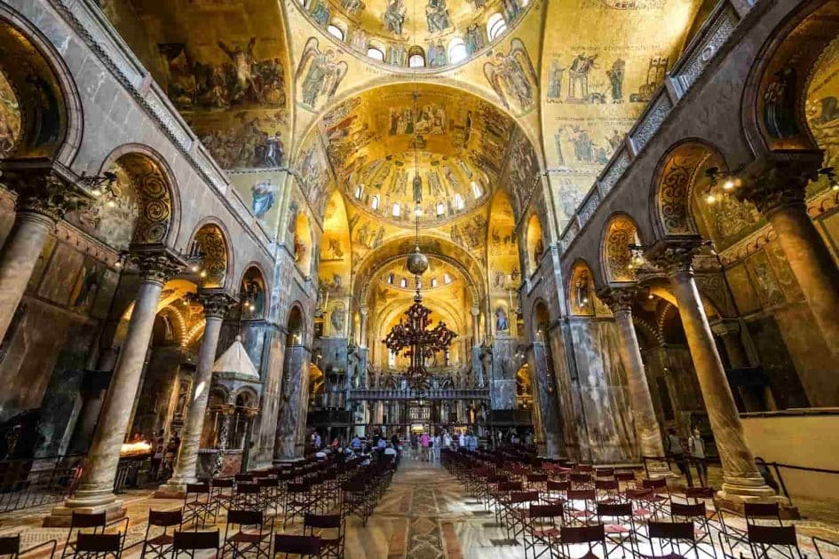 Lugares que ver en Venecia Interior de la Basílica de San Marcos. Foto de Google Maps de Stefano Saccardi