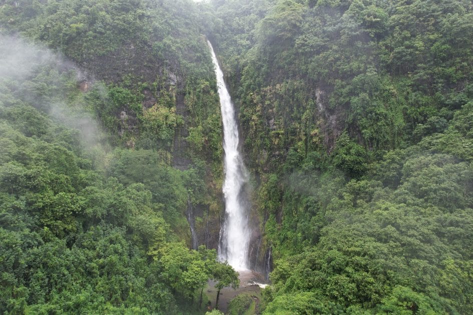 Qué hacer en Tahití Cascadas de Faarumai. Foto de Google Maps de Thomas Fuchs Qué hacer en Tahití Cascadas de Faarumai. Foto de Google Maps de Thomas Fuchs