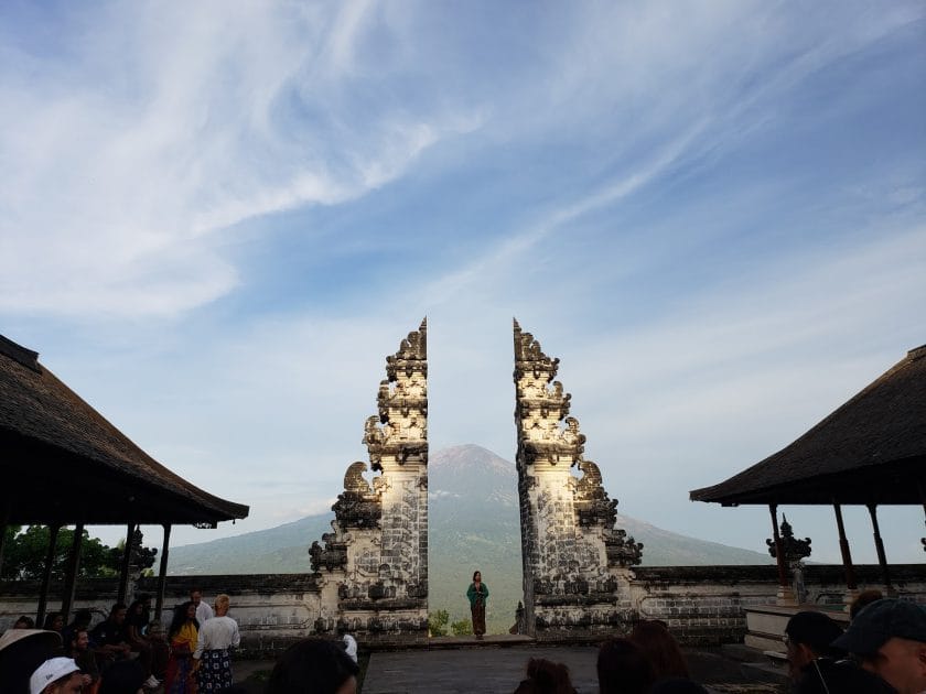 Viaje a Bali Puerta del Cielo del Pura Penataran Agung Lempuyang. Foto de Google Maps de Hartatiek Nila Karmila