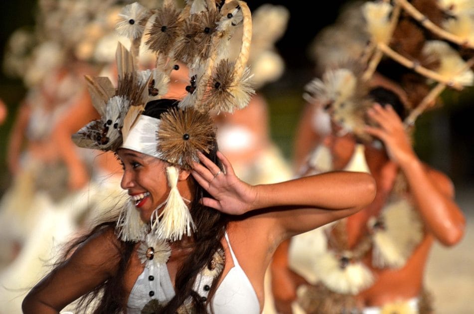 Viaje a Bora Bora Espectáculos de danza polinesia. Foto de Moerani Manate, CC BY SA 4.0
