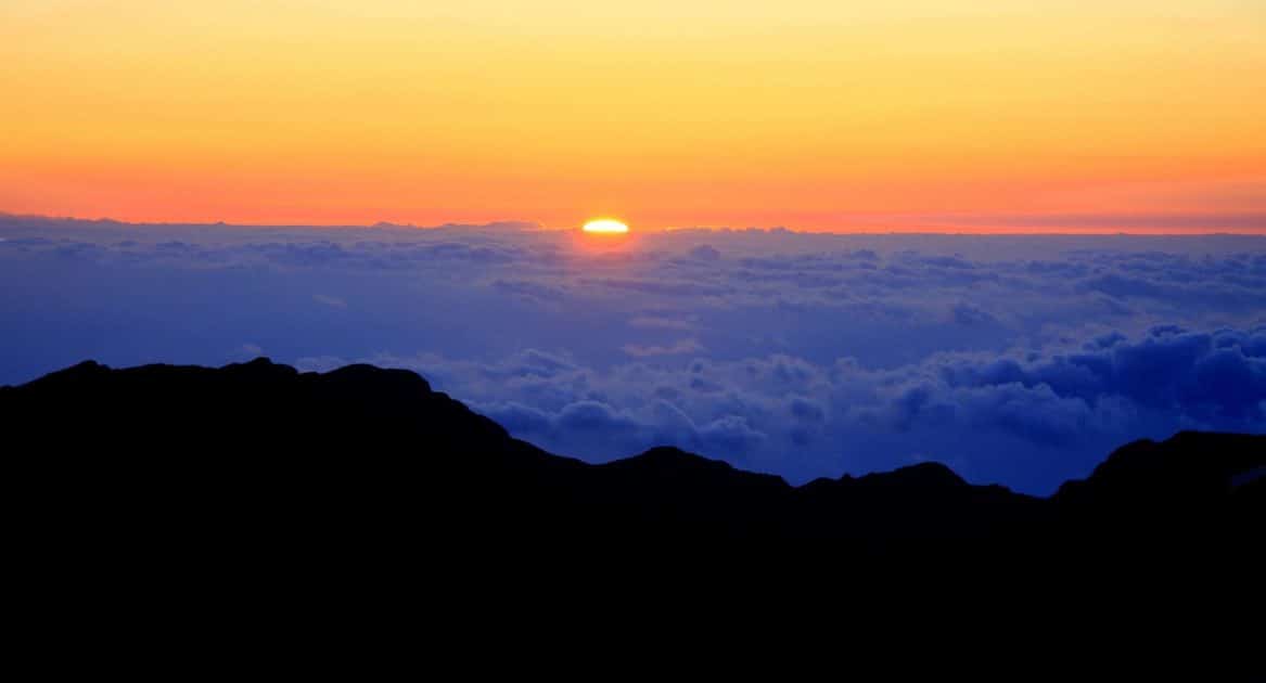 Viaje a Hawái Amanecer en Haleakala Viaje a Hawái Amanecer en Haleakala
