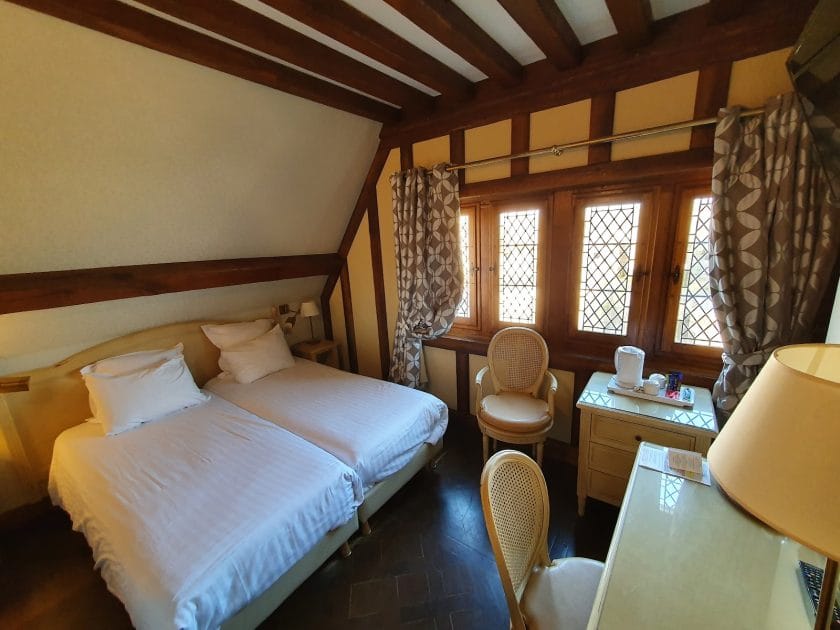 Visitar Mont Saint Michel Auberge Saint Pierre. Foto de Google Maps de DJM M