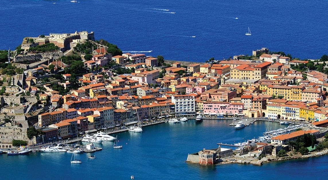 Isla de Elba, Italia Portoferraio. Foto de Google Maps de Alby Set Isla de Elba, Italia Portoferraio. Foto de Google Maps de Alby Set