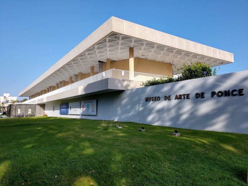 Viajes a Puerto Rico Museo de Arte de Ponce. Foto de Google Maps de Mike Schadauer