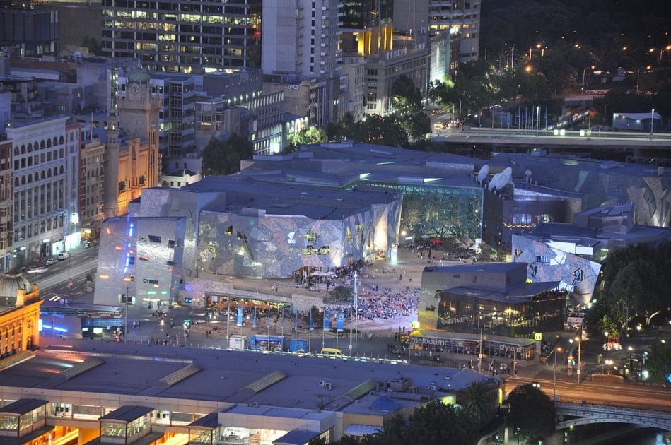 Qué ver en Melbourne Federation Square. Foto de Jorge Láscar from Australia, CC BY 2.0 Qué ver en Melbourne Federation Square. Foto de Jorge Láscar from Australia, CC BY 2.0