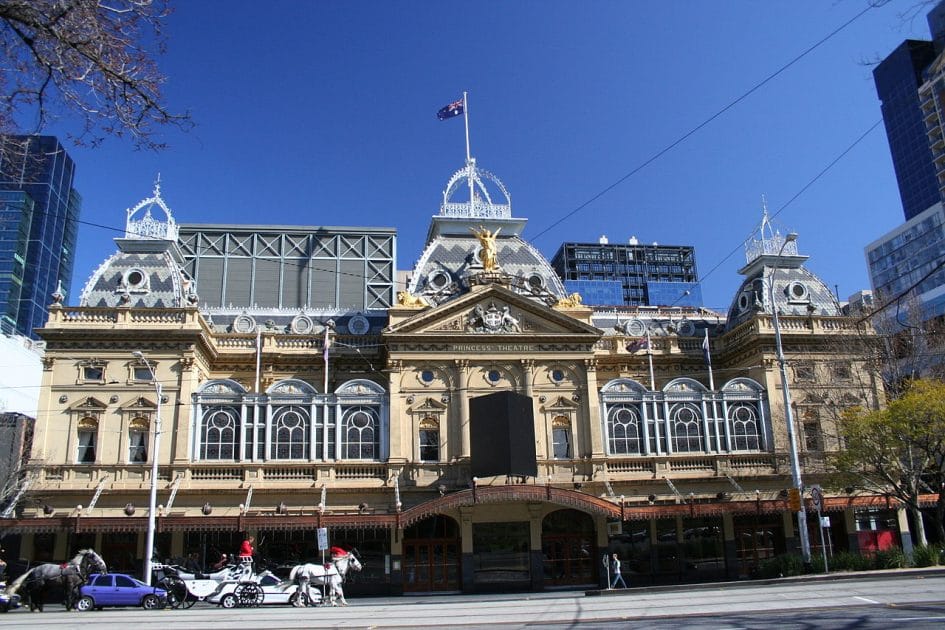 Qué ver en Melbourne Princess Theatre en East End. Foto de Mat Connolley (Matnkat), CC BY 2.5 Qué ver en Melbourne Princess Theatre en East End. Foto de Mat Connolley (Matnkat), CC BY 2.5