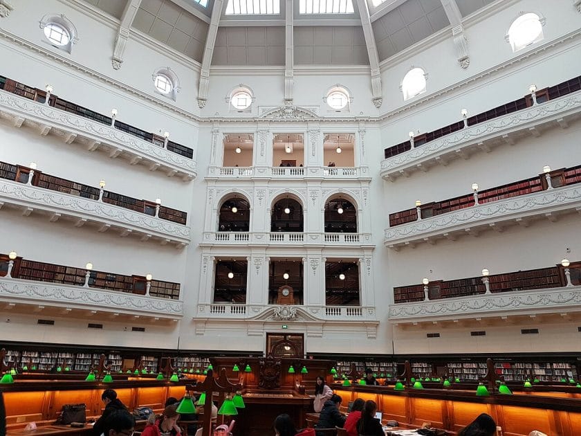 Qué ver en Melbourne Sala de Lectura de La Trobe. Foto de Misaochan2, CC BY SA 3.0 Qué ver en Melbourne Sala de Lectura de La Trobe. Foto de Misaochan2, CC BY SA 3.0