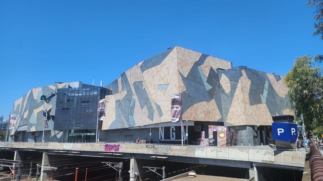 Qué ver en Melbourne The Ian Potter Centre. Foto de Shkuru Afshar, CC BY SA 4.0 Qué ver en Melbourne The Ian Potter Centre. Foto de Shkuru Afshar, CC BY SA 4.0