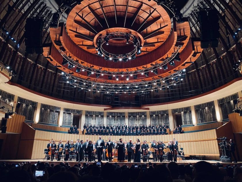 Qué ver en Singapur Concert Hall del Esplanade. Foto de Zairon, CC BY SA 4.0