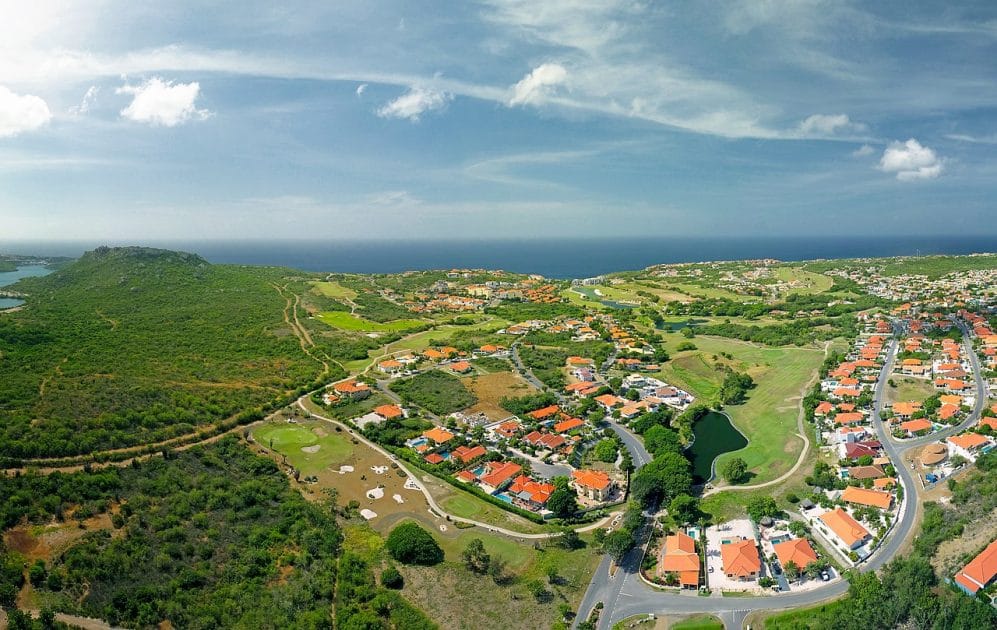 Las 10 mejores playas de Curazao Blue Bay Curazao Golf Beach Resort. Foto de Bluebaycuracao, CC BY SA 4.0 Las 10 mejores playas de Curazao Blue Bay Curazao Golf Beach Resort. Foto de Bluebaycuracao, CC BY SA 4.0