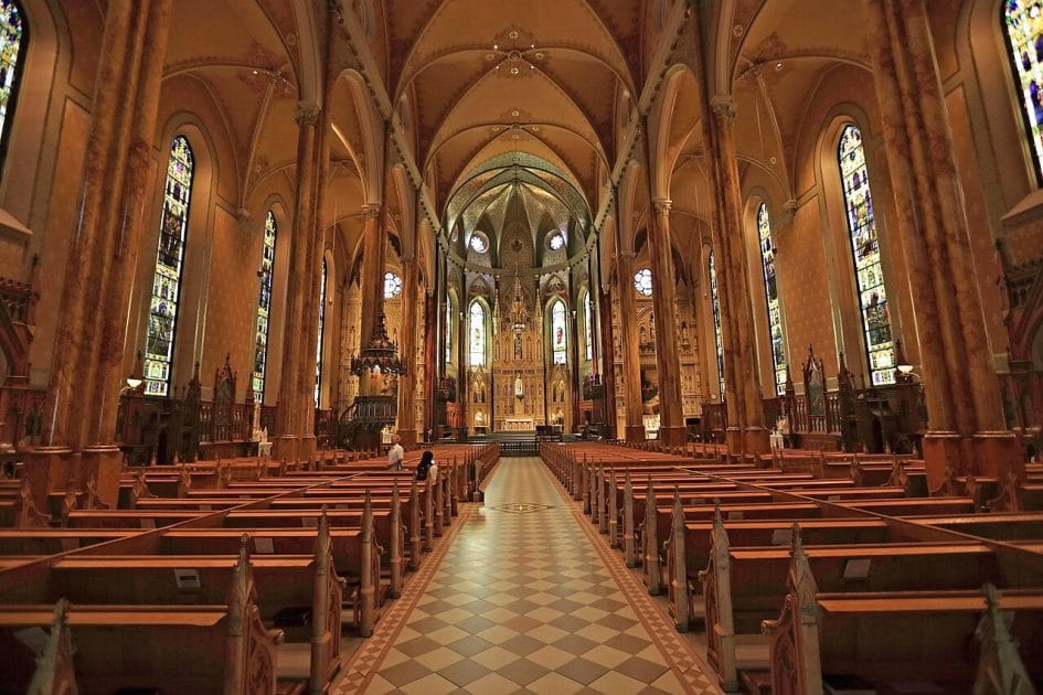 Principales atracciones en Montreal, Quebec, Canadá Interior de St. Patrick´s Basilica. Foto de Martin Cígler, CC BY SA 3.0