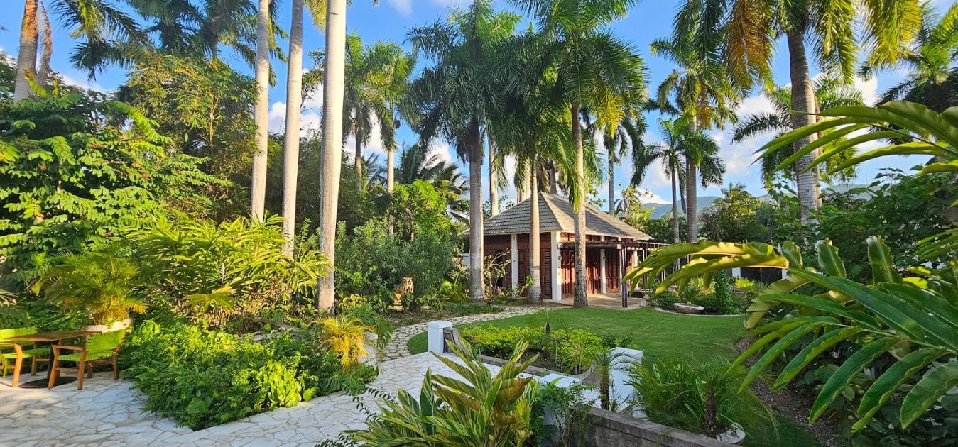 Cosas que hacer en Montego Bay, Jamaica Fern Tree Spa. Foto de Google Maps de kevin chapman Viaje a Montego Bay, Jamaica, Fern Tree Spa