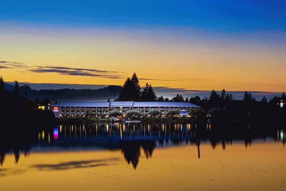 Alojamiento en Isla de Vancouver, Canadá, Inn on Long Lake en Nanaimo