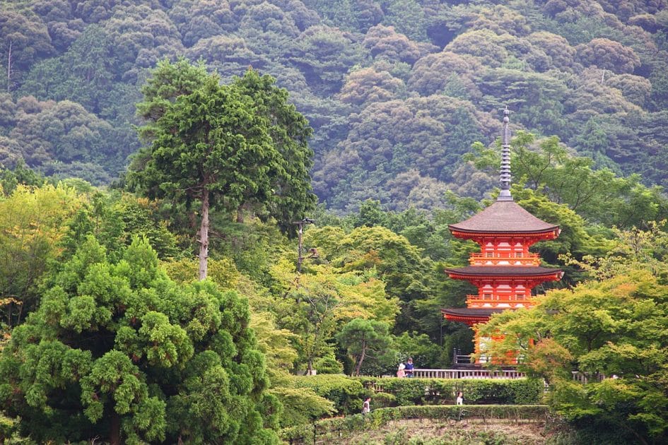 Qué ver en Kioto en 3 días Pagoda de Koyasu. Foto de Galvarez68, CC BY SA 4.0 Visitar Kioto en 3 días, Pagoda de Koyasu