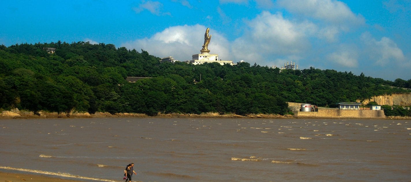 Islas de China La gigantesca Estatua de Guanyin en la Isla de Putuo