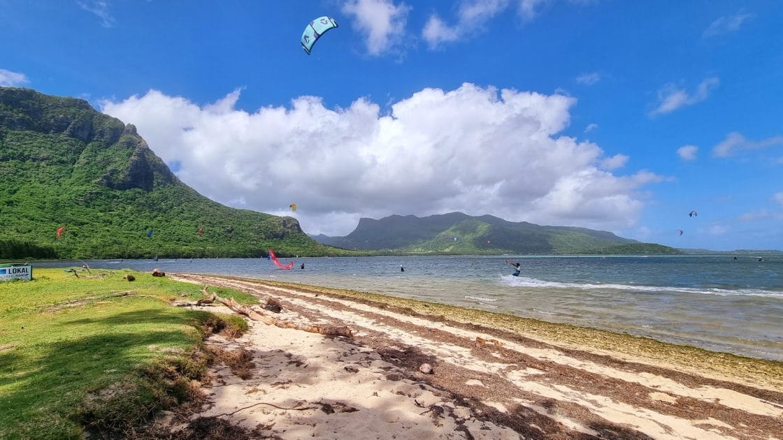10 deportes acuáticos Kitesurf en Isla Mauricio. Foto de Google Maps de Jan Markus 10 deportes acuáticos Kitesurf en Isla Mauricio