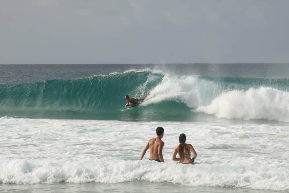 Islas paradisíacas de Brasil Surf en Cacimba do Padre. Foto de Google Maps de Retinography Islas paradisíacas de Brasil Surf en Cacimba do Padre