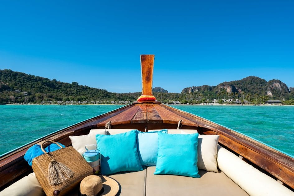 Las mejores islas de Tailandia para visitar Los cómodos long tail boats de Koh Phi Phi