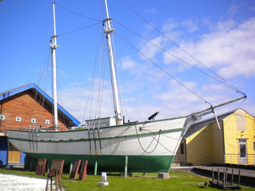 Turismo en Isla Chiloé Goleta en el Museo Regional de Ancud