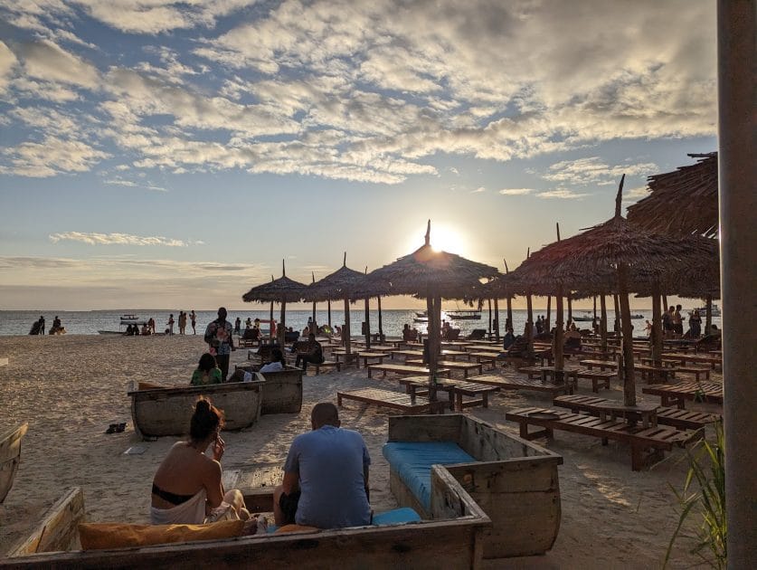 Circuito por Zanzíbar en 10 días Atardecer en Kendwa Beach