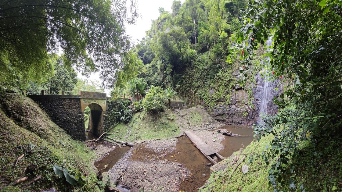 Viajar a Santo Tomé y Príncipe Cascada San Nicolás. Foto de Google Maps de Davide Jesus Viajar a Santo Tomé y Príncipe Cascada San Nicolás