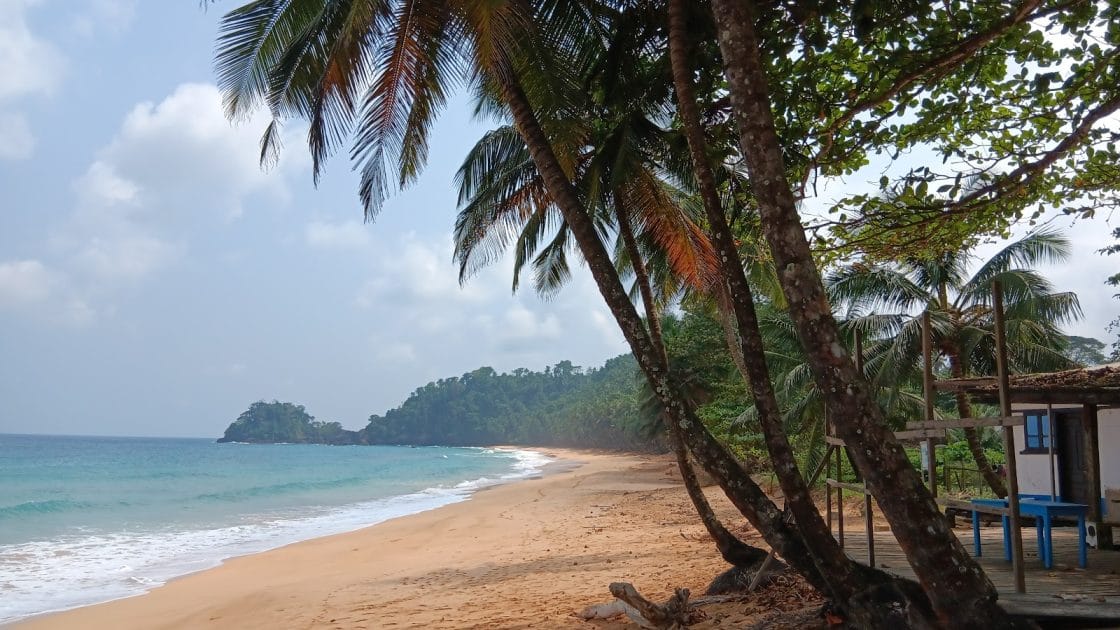 Viajar a Santo Tomé y Príncipe Playas de ensueño. Foto de Google Maps de Christian Obermeier Viajar a Santo Tomé y Príncipe Playas de ensueño
