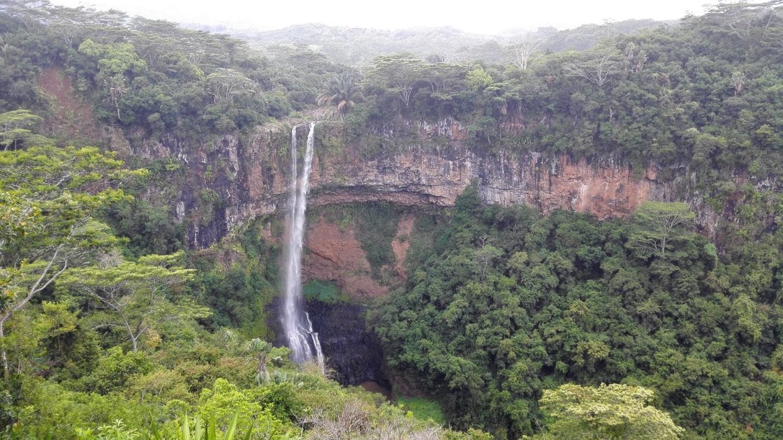 Viaje a Isla Mauricio Cascada de Chamarel. Foto de Google Maps de Olaf Kannwischer Viaje a Isla Mauricio Cascada de Chamarel