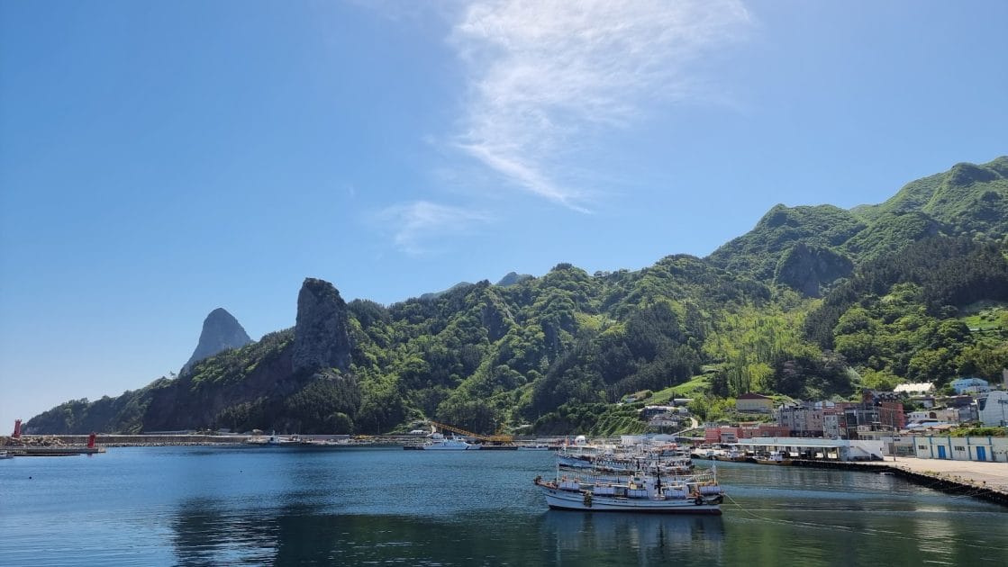 Islas de Corea del Sur Ulleung do. Foto de Google Maps de 투어이선생 (Tourlee) Islas de Corea del Sur Ulleung do