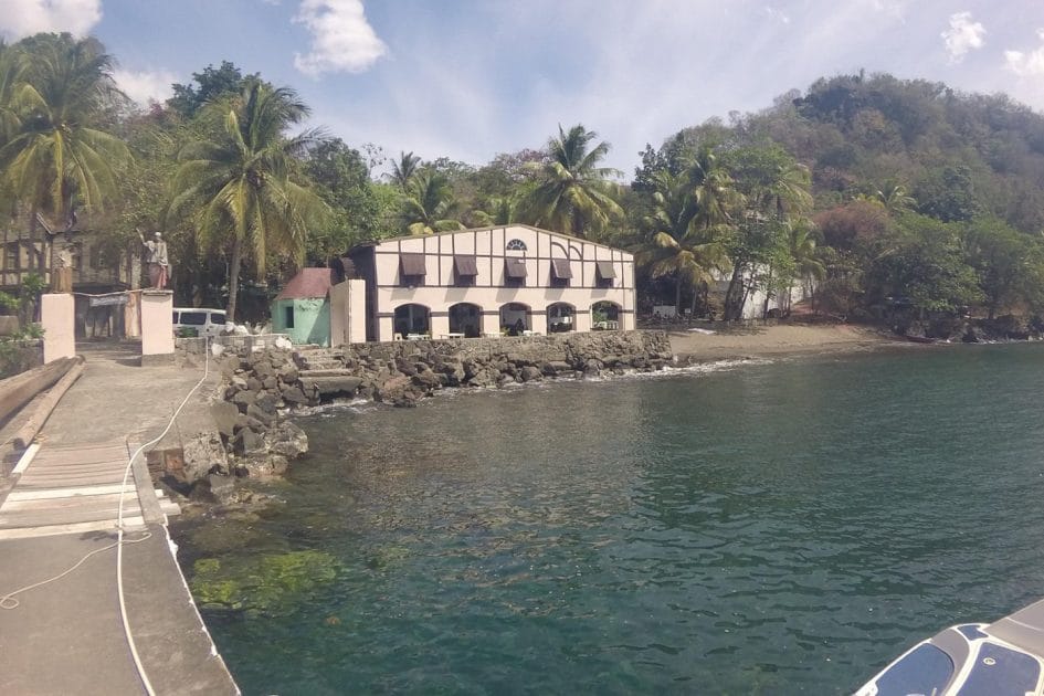 Turismo en San Vicente y las Granadinas Bahía de Wallilabou. Foto de Google Maps de Alby Set Turismo en San Vicente y las Granadinas Bahía de Wallilabou