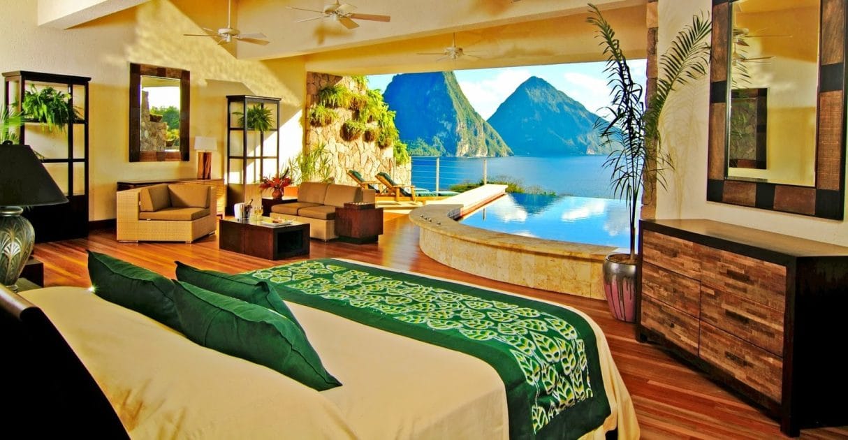 Turismo en Santa Lucía, Caribe Suite con vistas a los Pitons en el Jade Mountain Resort