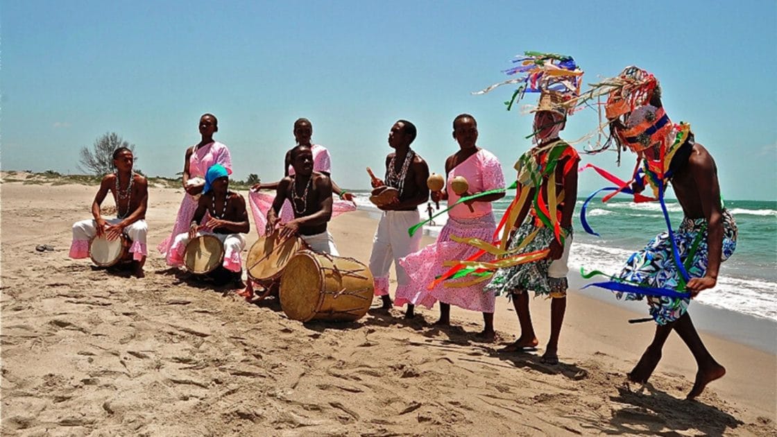 Viajes a las Islas de la Bahía de Honduras Cultura garifuna
