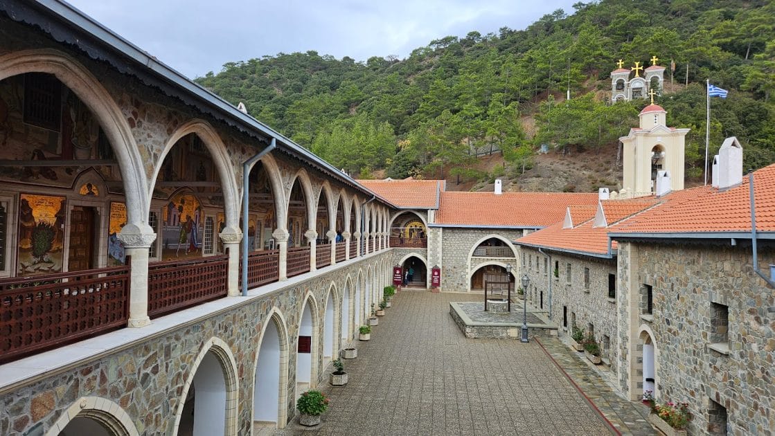 Viaje a Chipre en 7 días Monasterio de Kykkos. Foto de Google Maps de Roman Krafka Viaje a Chipre en 7 días Monasterio de Kykkos