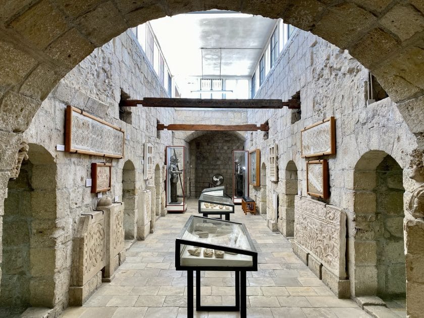 Viaje a Chipre en 7 días Museo Medieval en el Castillo de Limassol. Foto de Google Maps de Damian Tapley Viaje a Chipre en 7 días Museo Medieval en el Castillo de Limassol