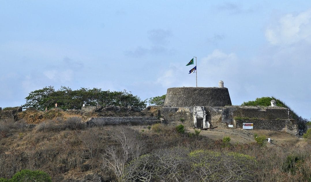 Actividades en Fernando de Noronha Fortaleza de Nossa Senhora dos Remedios